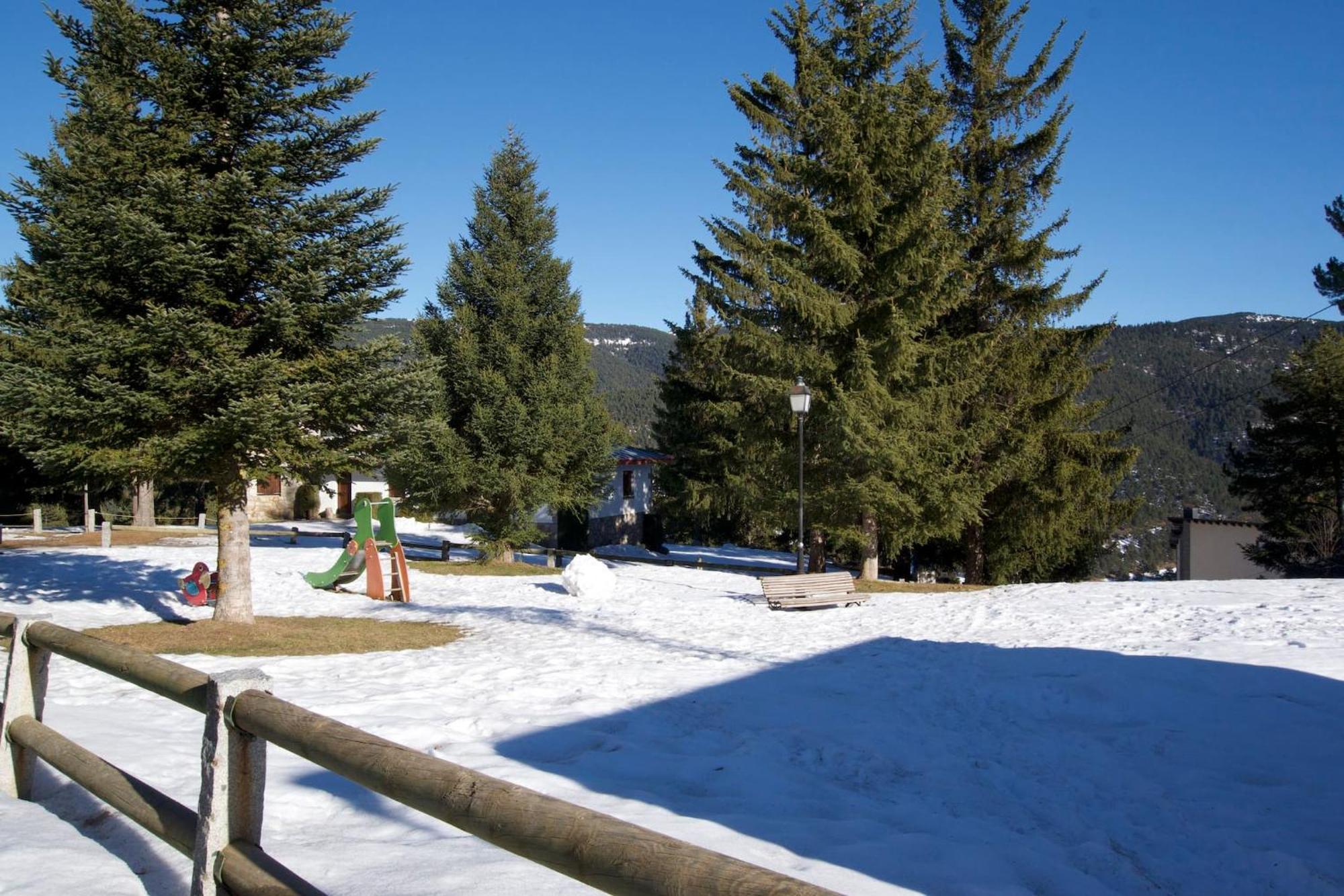 Apartament Font Dels Recons La Molina  Exteriör bild